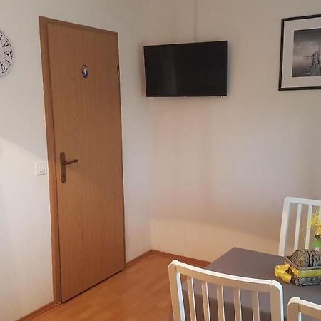 Apartmani Ab Pirovac Exteriér fotografie